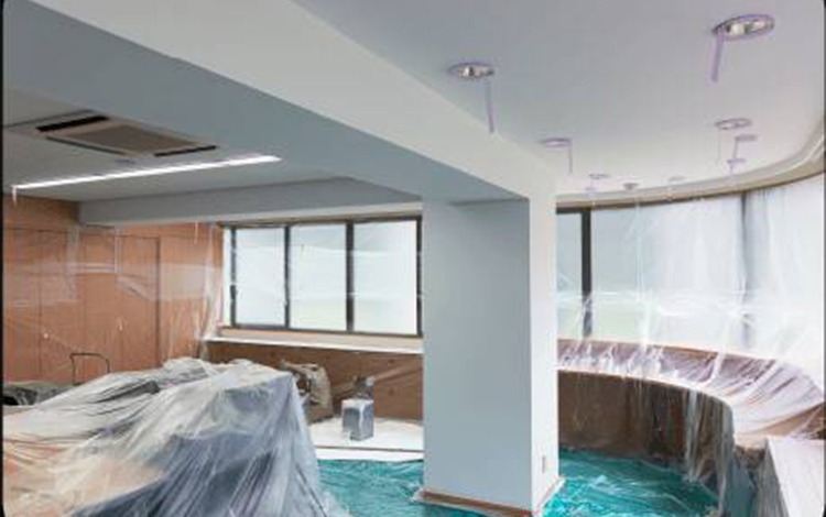 外壁塗装で<br />快適な生活を<br />過ごしませんか？