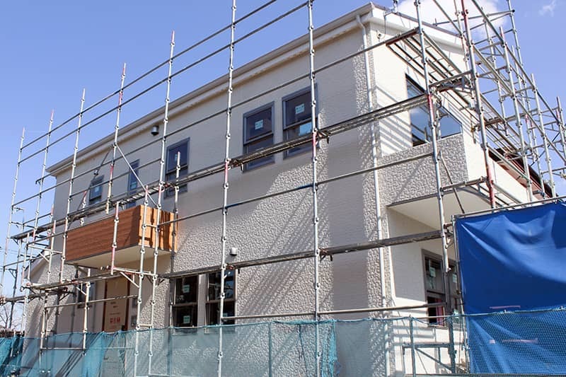 外壁塗装で<br />快適な生活を<br />過ごしませんか？